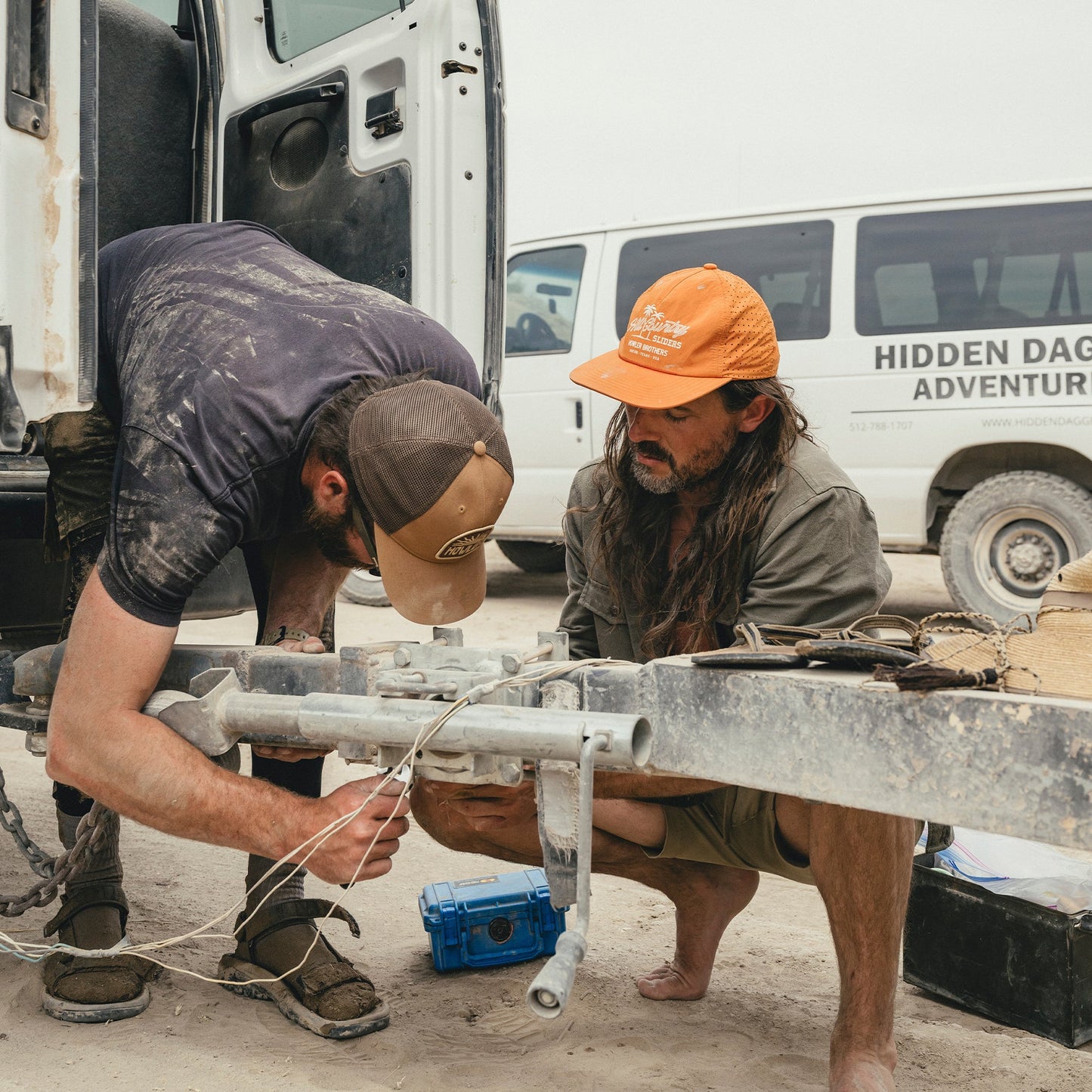 Aperture Tech Strapback - Hill Country Beach Sliders : Grapefruit