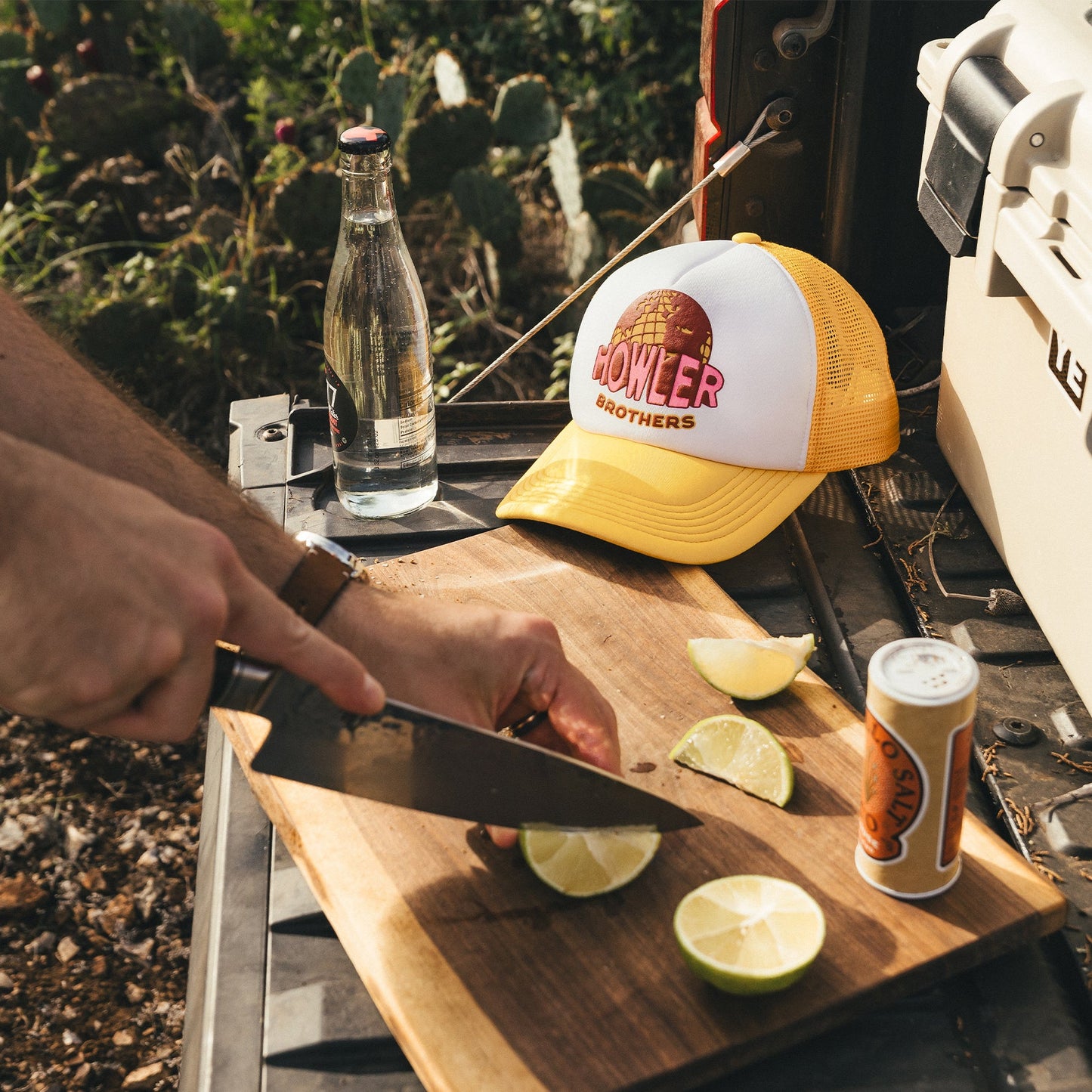 Worldwide Howler Foam Dome - Yellow / White