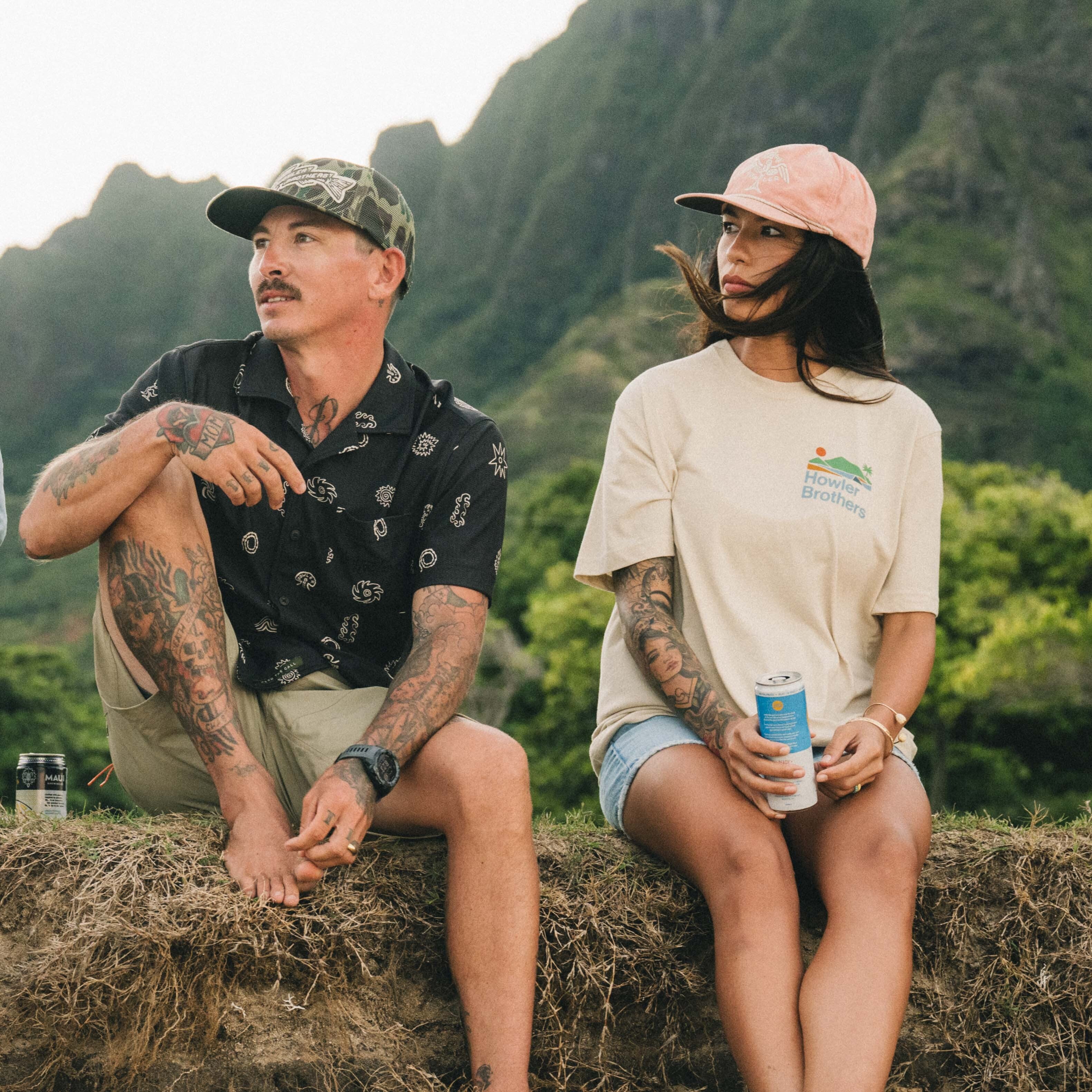 Bahía de Howler T-Shirt - Sand Heather – HOWLER BROTHERS