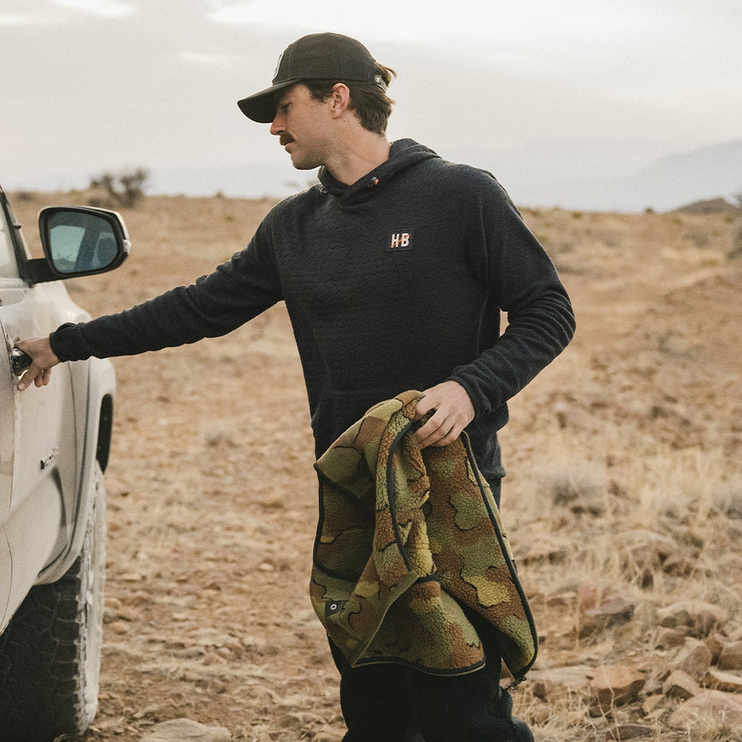 Palo Duro Fleece Hoodie - Mountain Grid : Antique Black