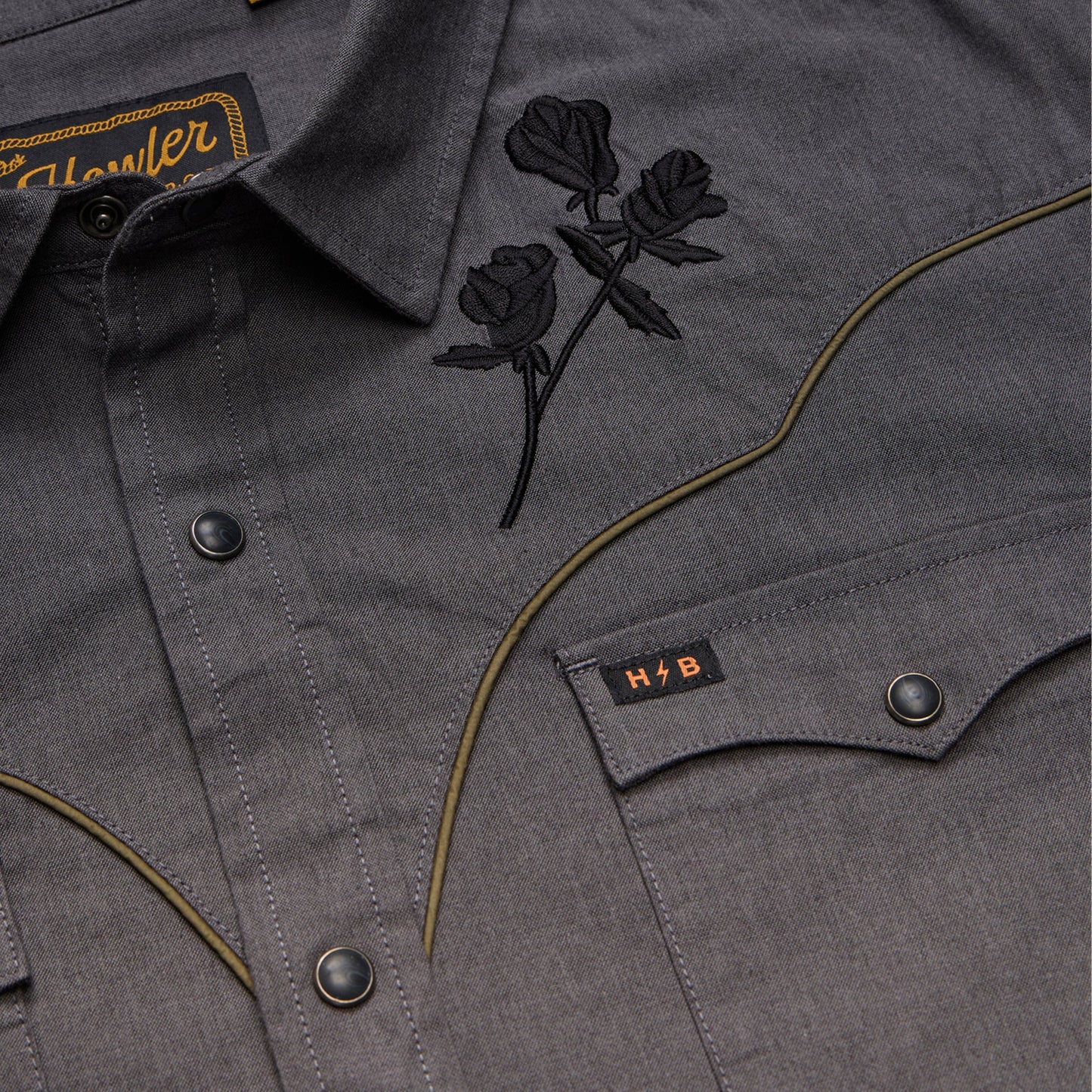 Crosscut Deluxe Snapshirt - Roses Noir : Grey