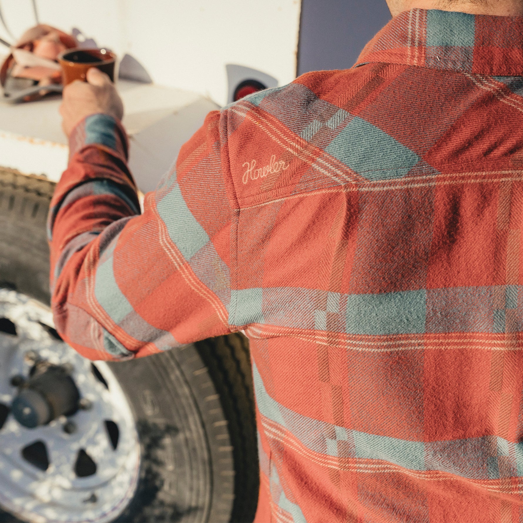Lucaria　HOWL Harker's Flannel - Backdrop Plaid : Terracotta – HOWLER BROTHERS
