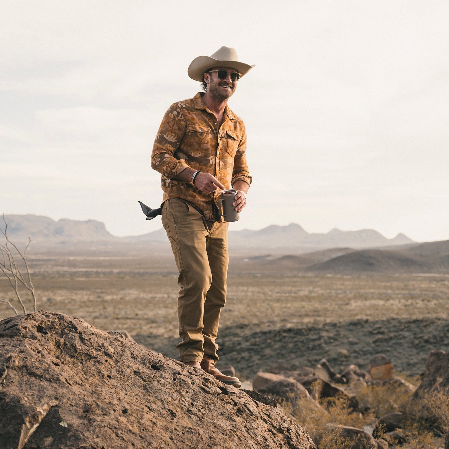 Sheridan Flannel - Maguey Mirage : Camel