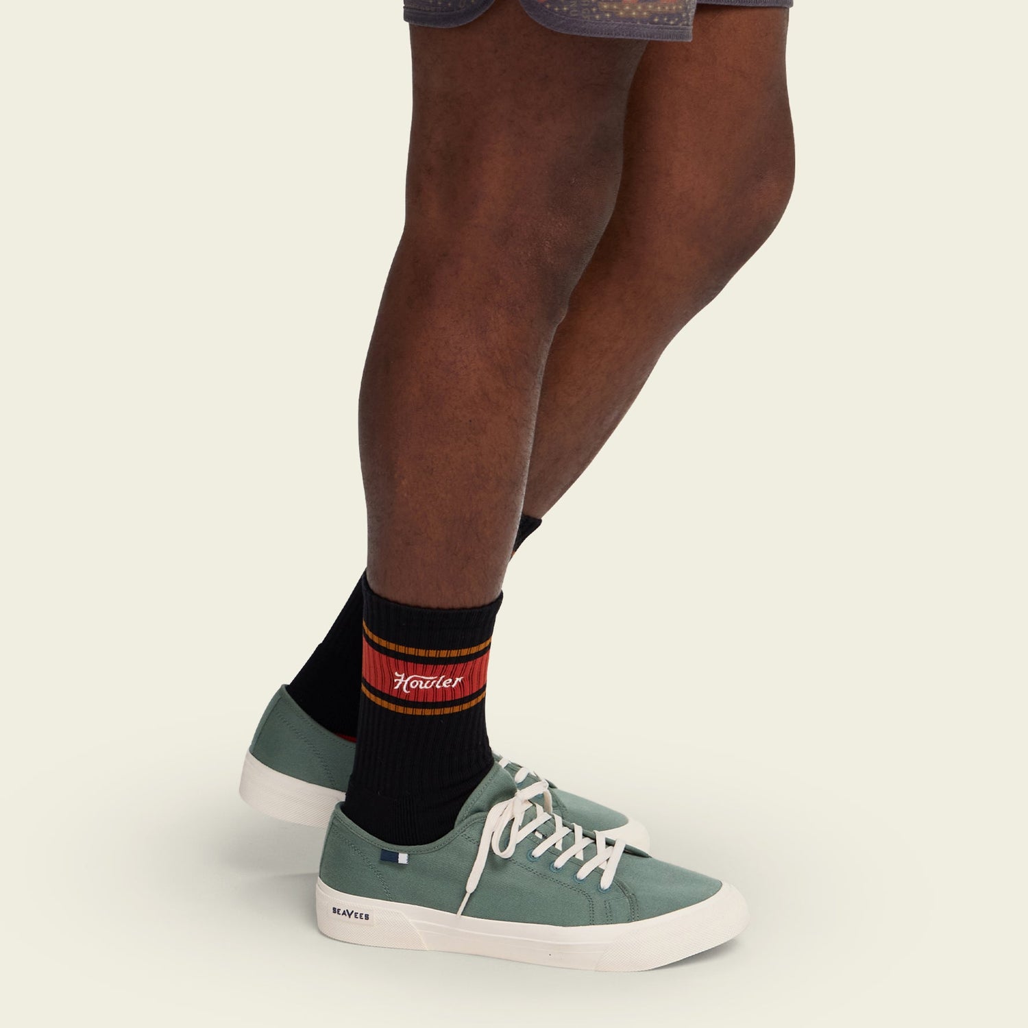 Howler Script Socks - Black / Red