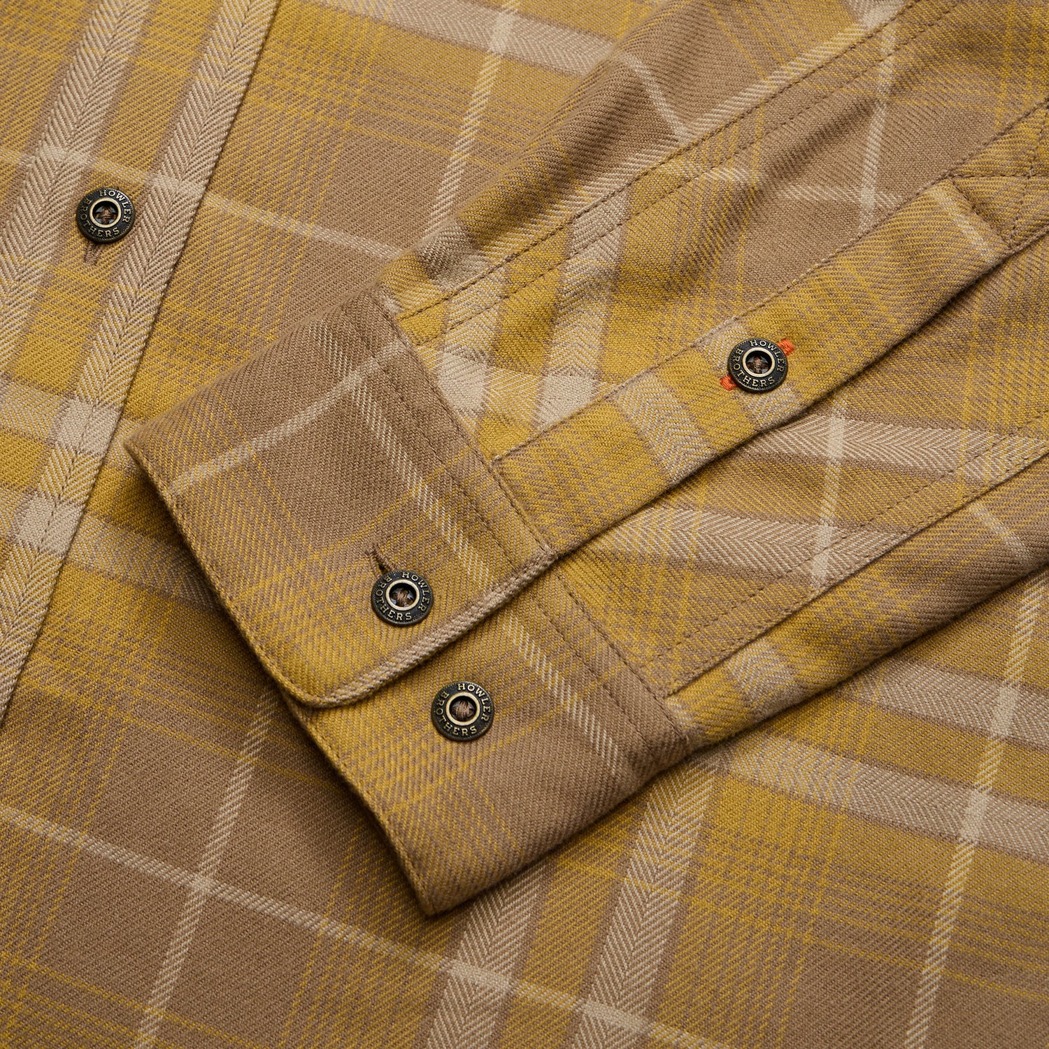 Harker’s Flannel - Kempton Plaid : Otter - View 5