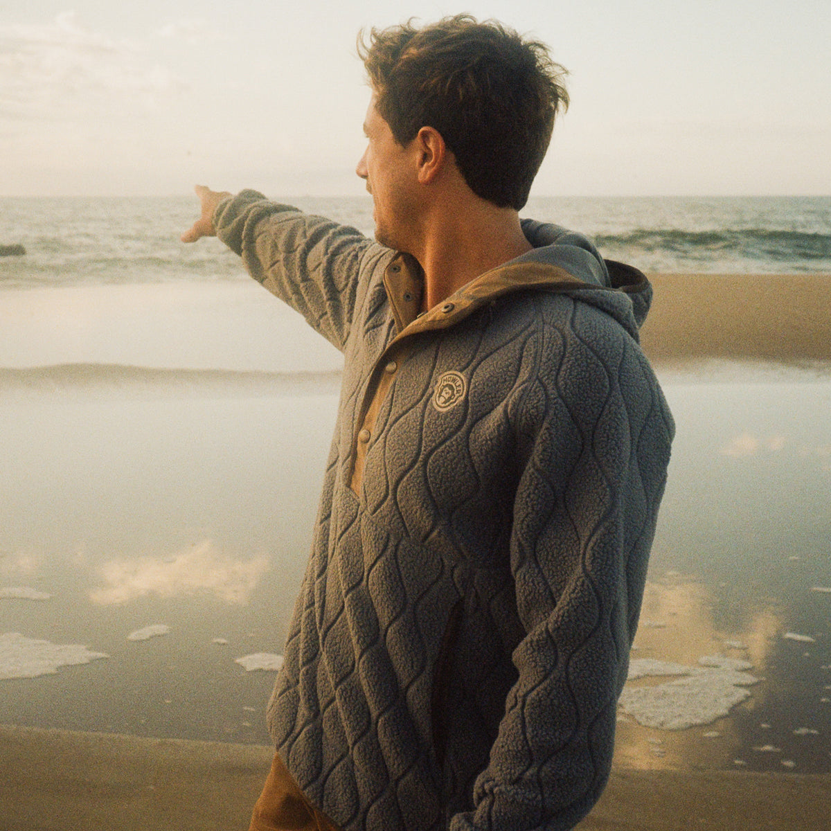 Chisos Hooded Pullover - Capillary Waves : Stormy Sea - View 2