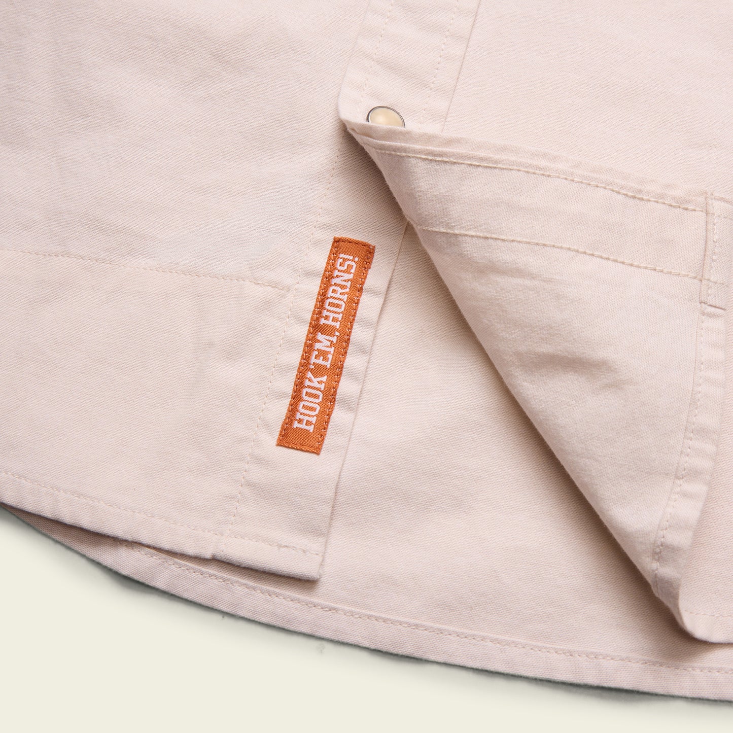 Texas Longhorns Crosscut Deluxe Shortsleeve Snapshirt - Bevos : Riverbed Oxford - View 9