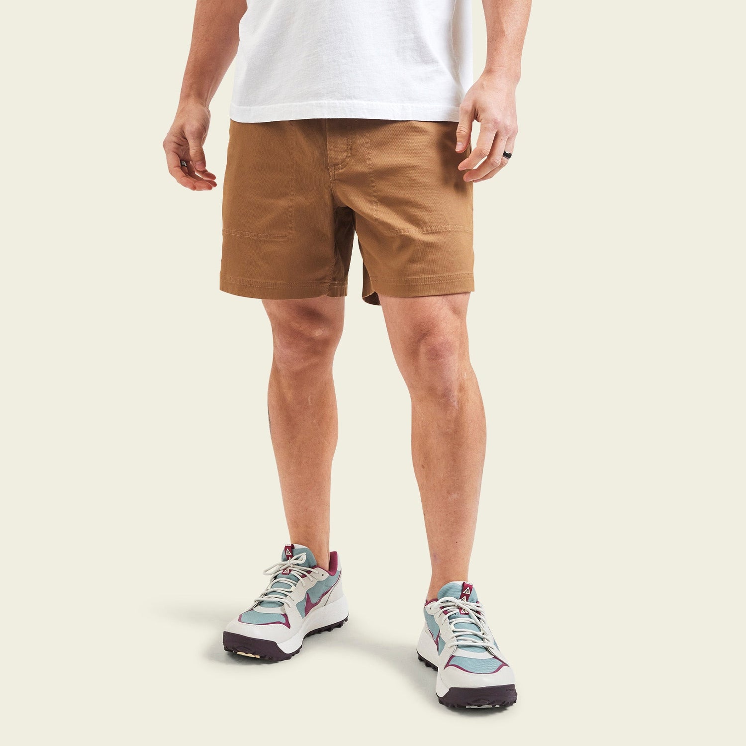 Clarksville Walk Shorts 6"