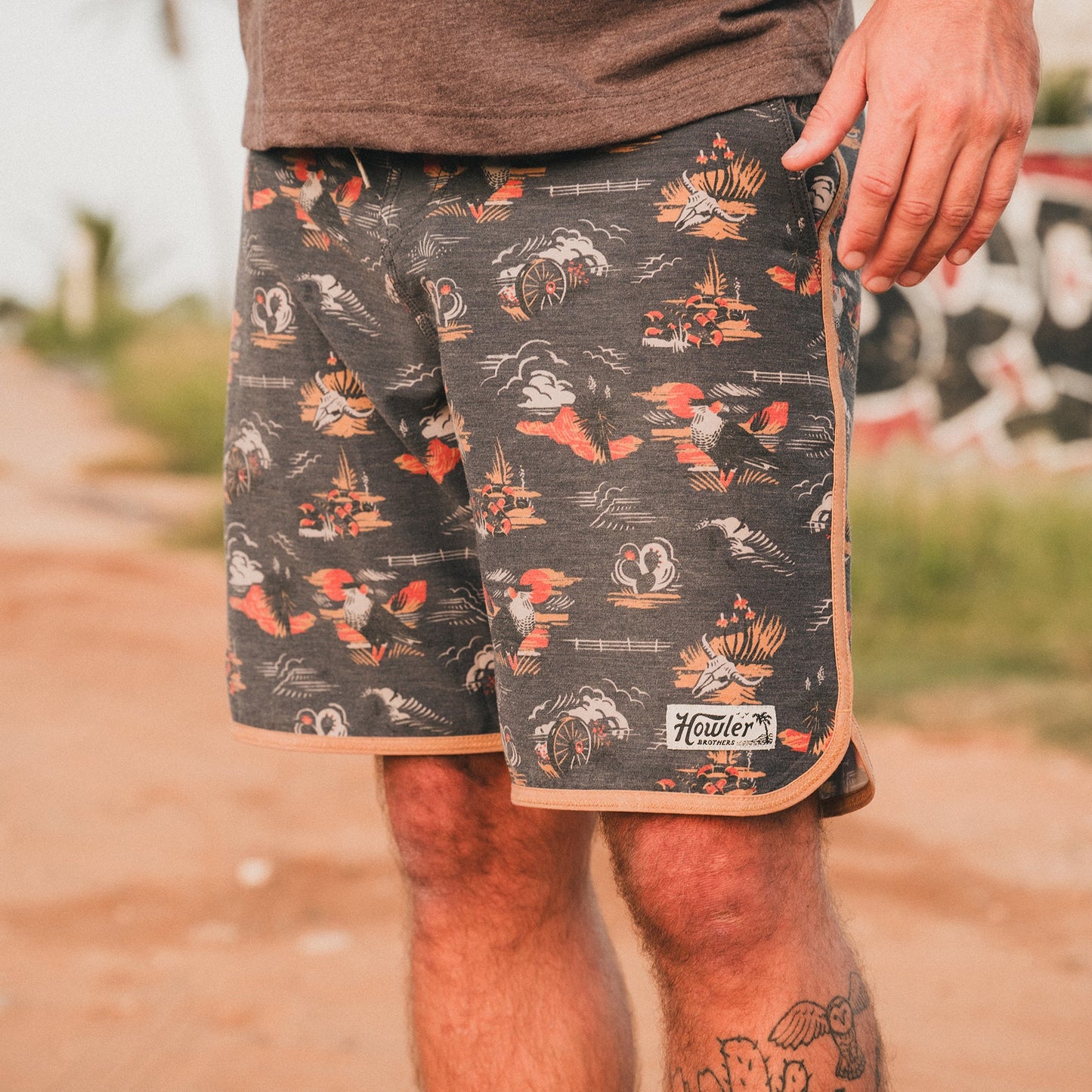 Bruja Boardshorts 18.5" - Caracara Country