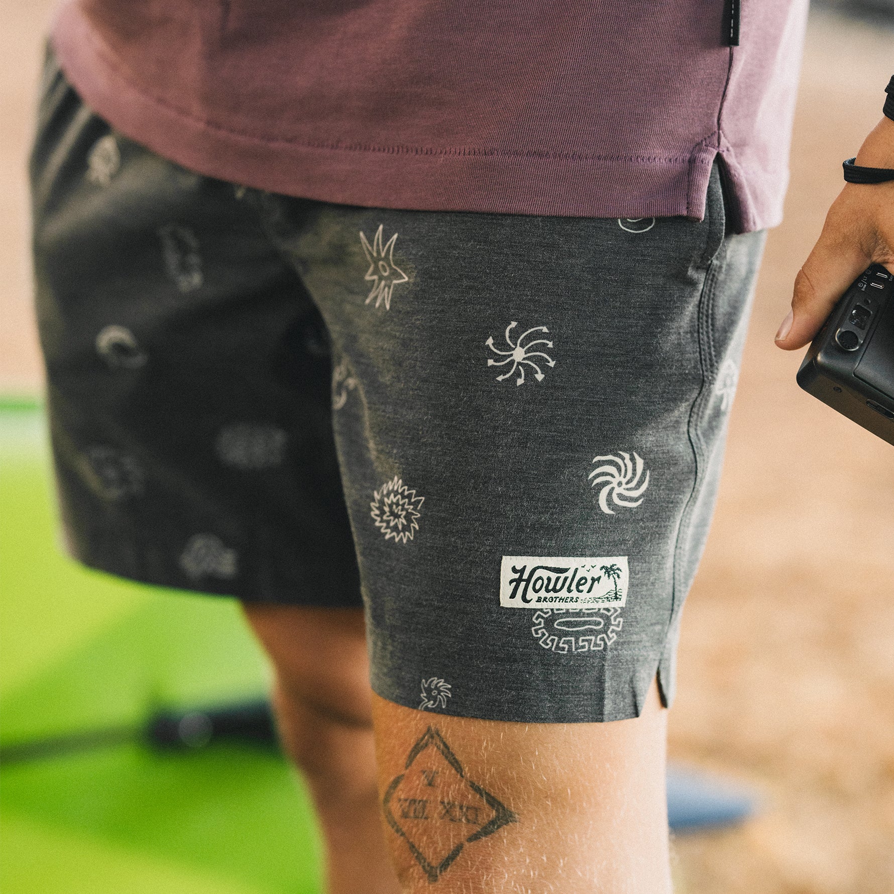 Deep Set Boardshorts 17" - Mementos : Black
