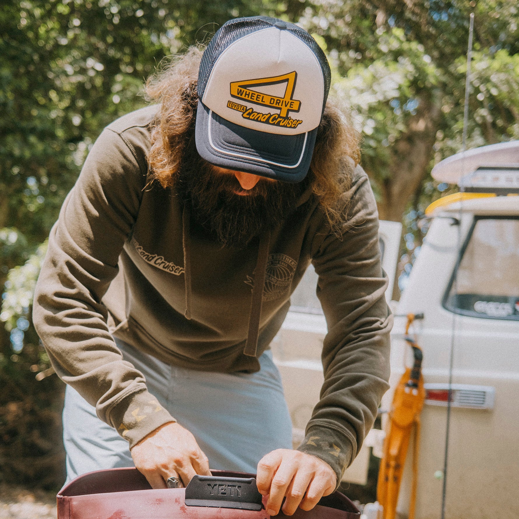 Land Cruiser Foam Dome - 4WD : Off White / Pavement – HOWLER BROTHERS