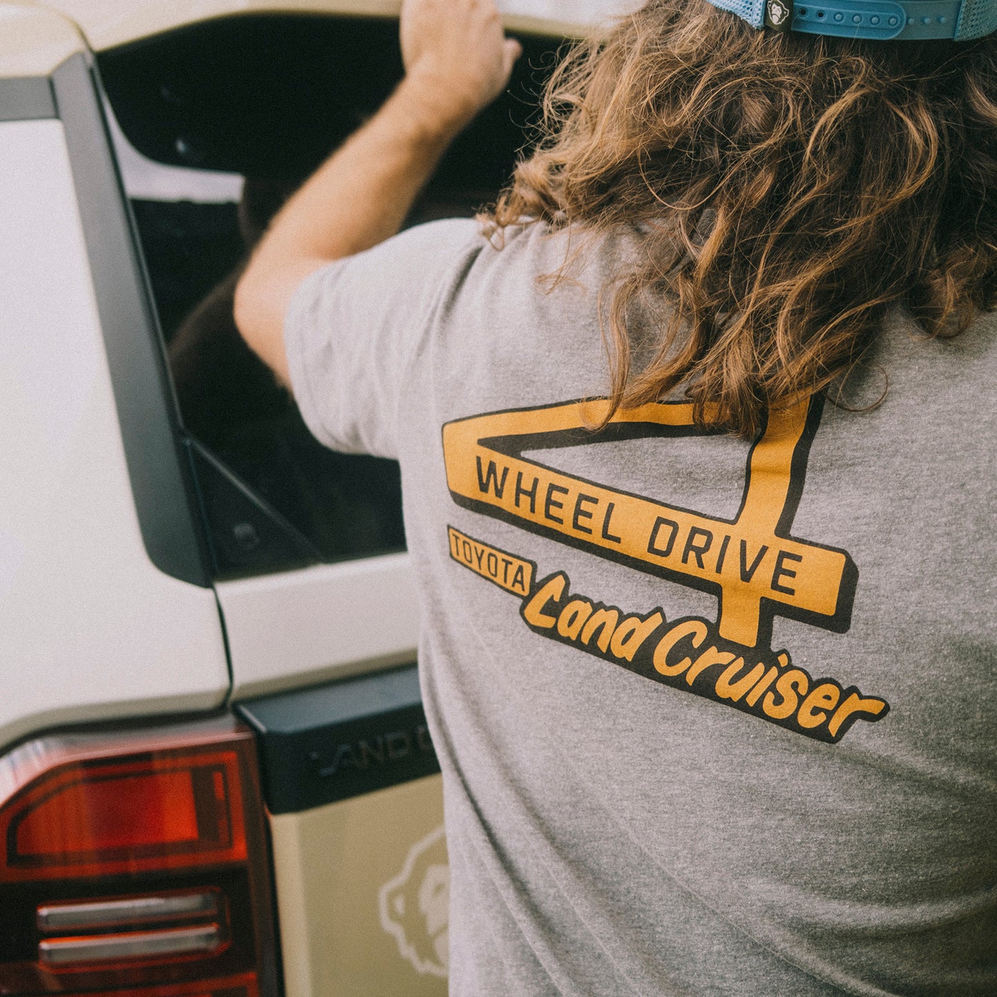 Land Cruiser T-Shirt - 4WD : Varsity Grey
