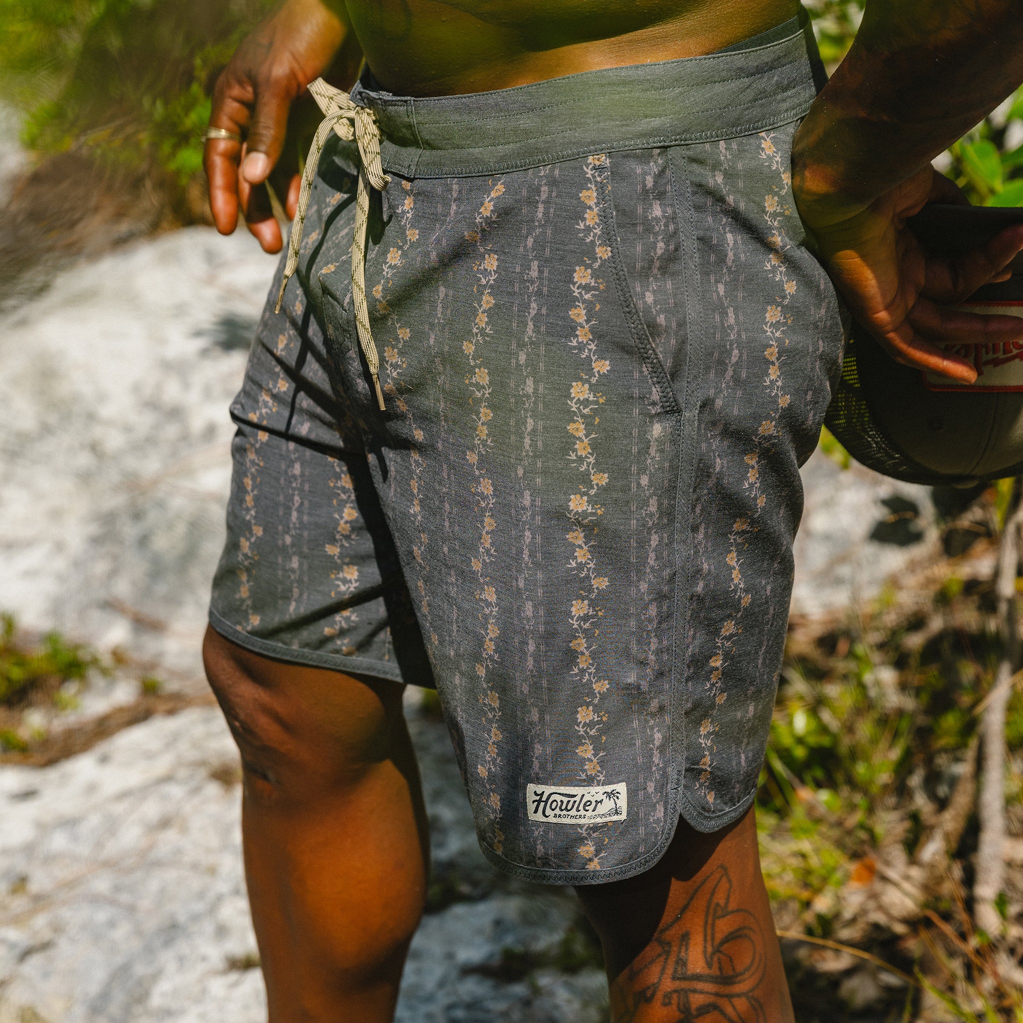 Bruja Boardshorts 18.5