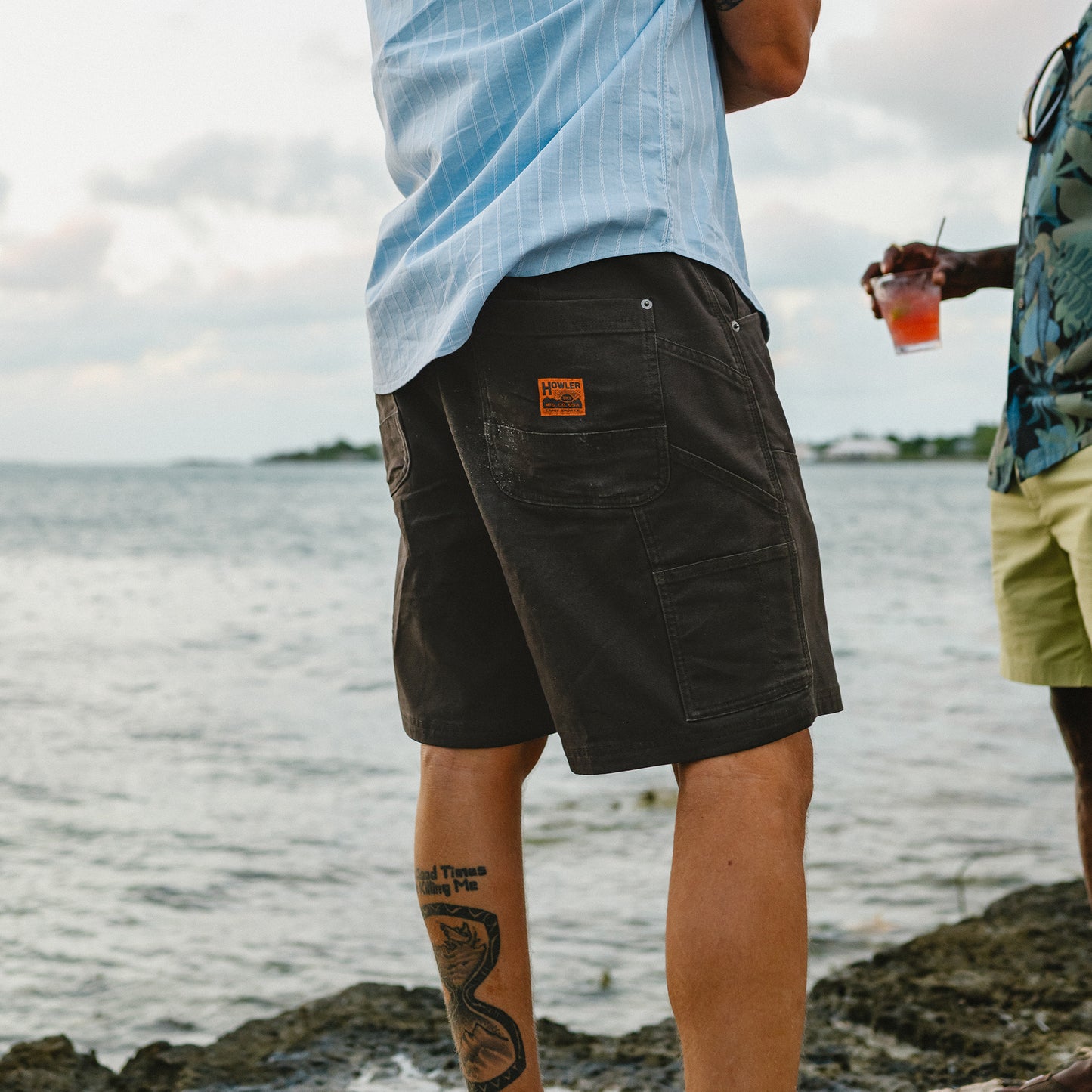 HB Trade Shorts - Bark