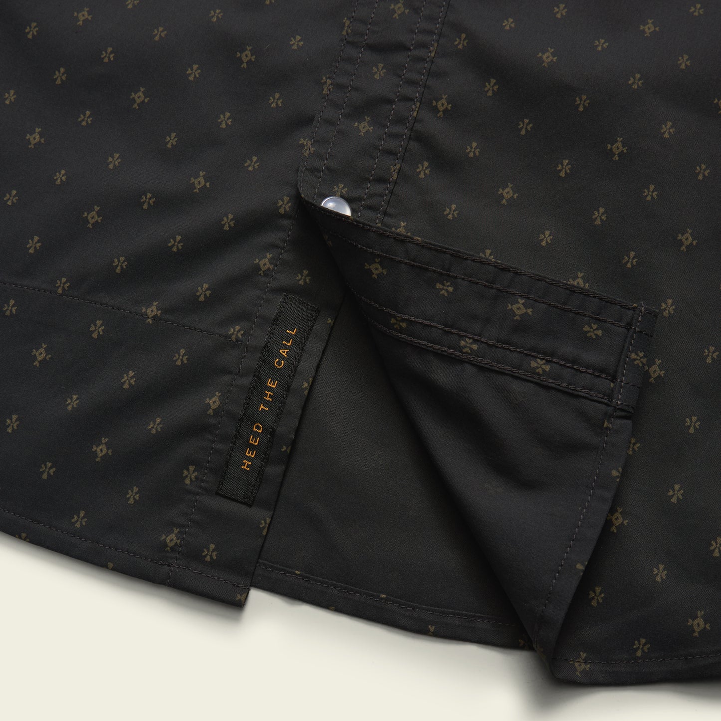 Open Country Tech Shirt - Supernovas : Antique Black