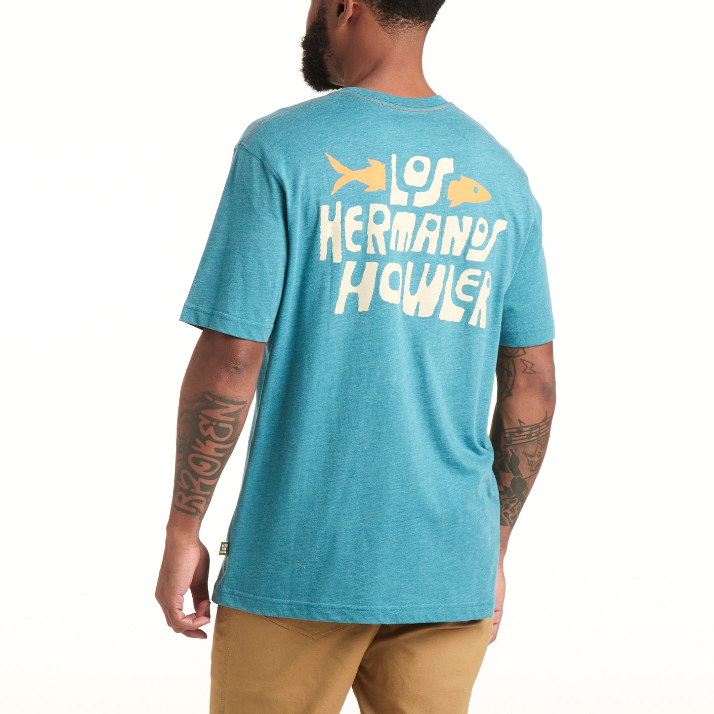 Los Hermanos Pescado Pocket T-Shirt